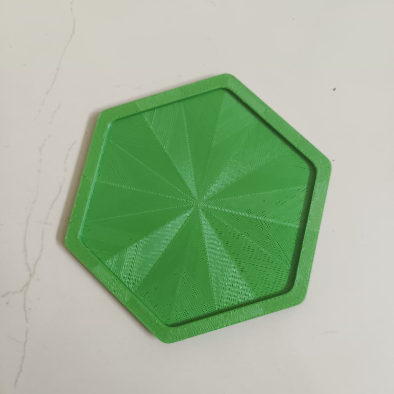 Hexagonal Plastic Glass Coaster Cover – Durable & Stylish for Home, Café & Outdoor Use