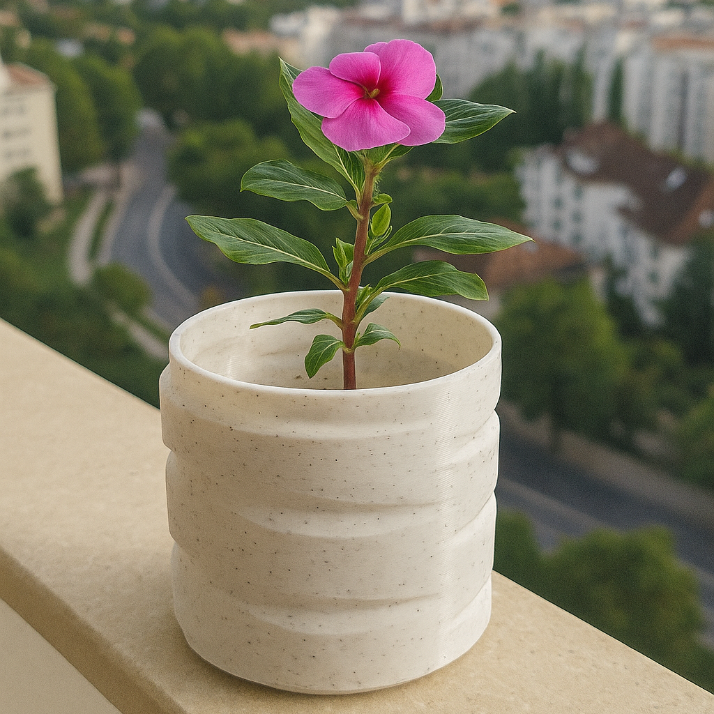 Flower Pots, Vases & Gardening