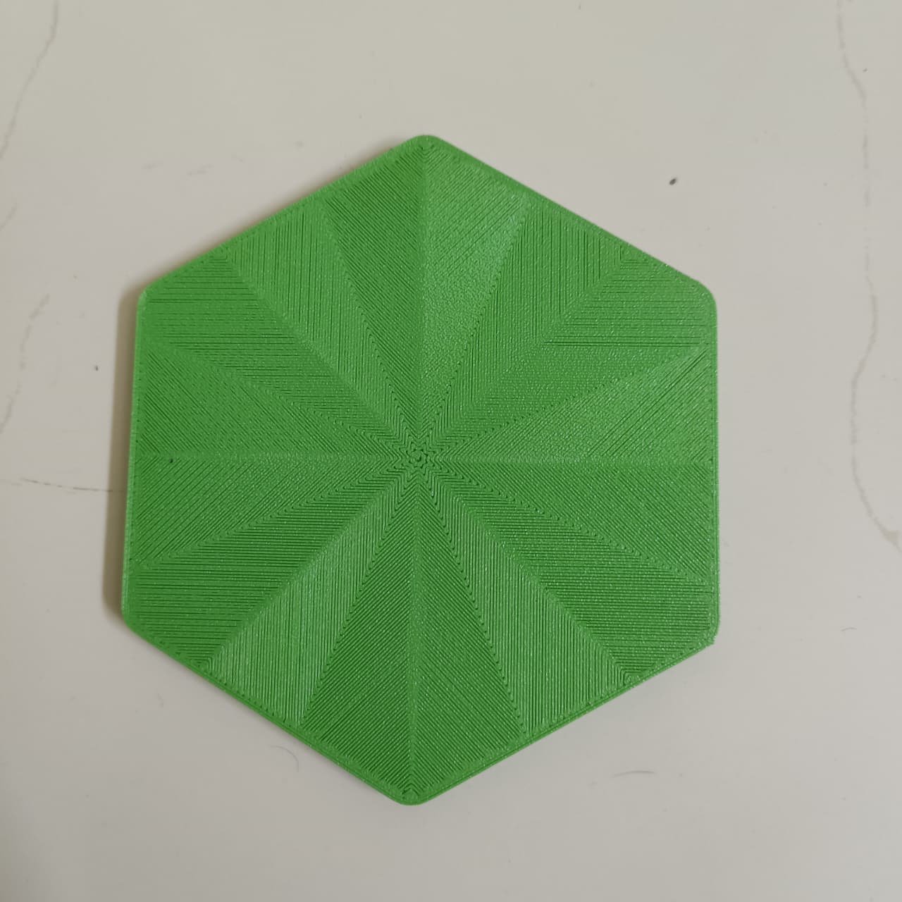 Hexagonal Plastic Glass Coaster Cover – Durable & Stylish for Home, Café & Outdoor Use