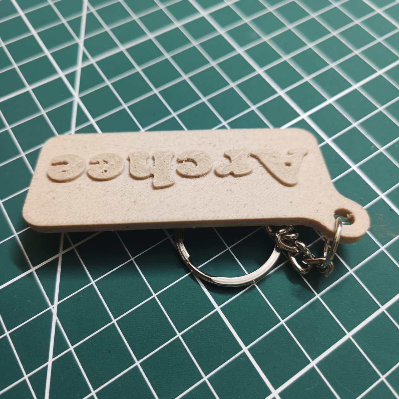Personalized Wooden Keychain – Custom Name | Stylish Wood-PLA Keyring