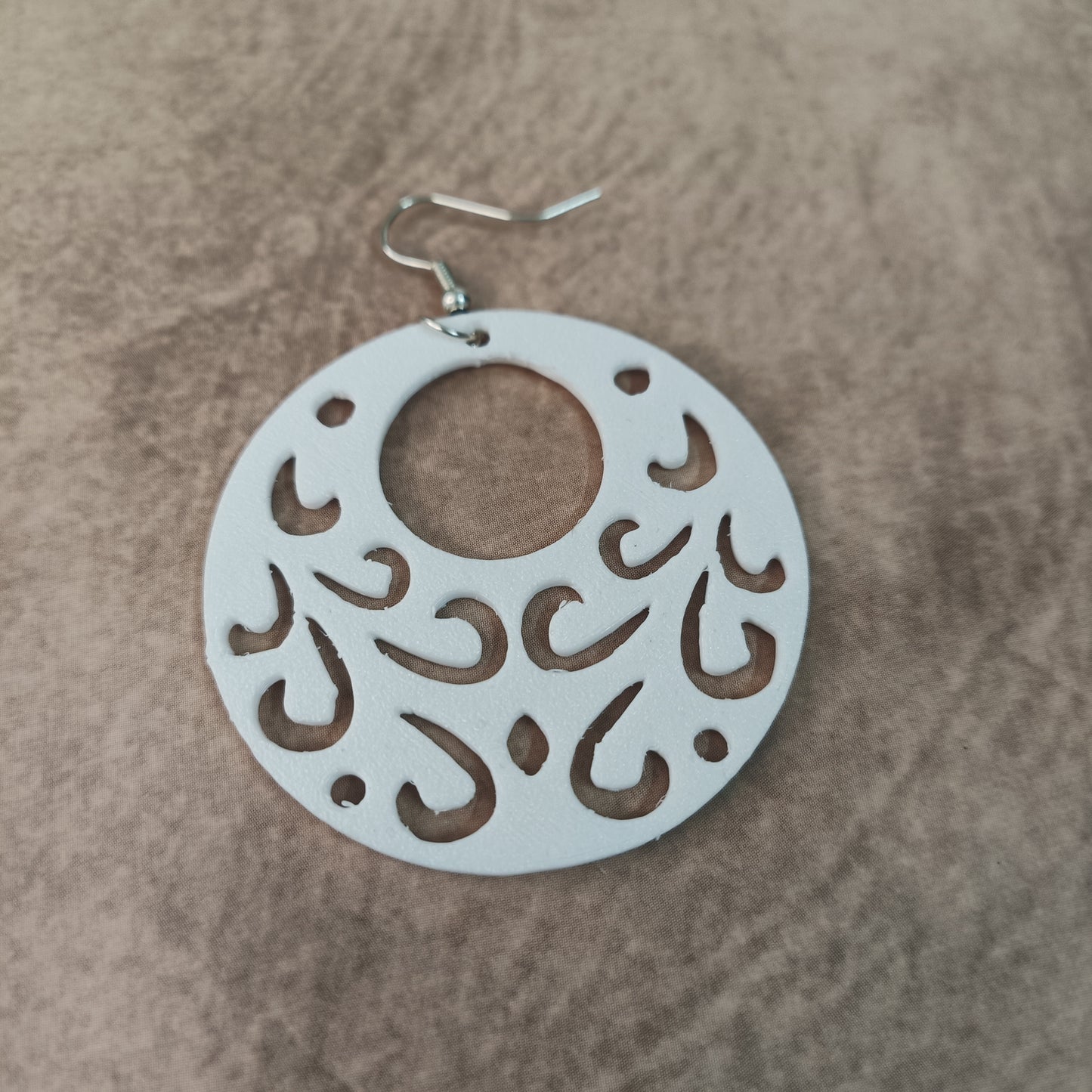 Elegant Round Earrings – Perfect Gift & Daily Wear Accessory