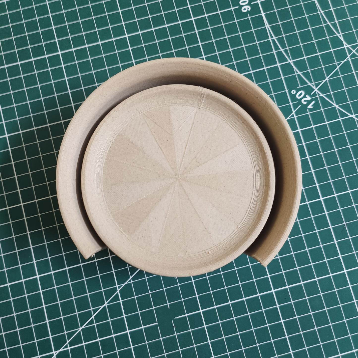 3D Printed Wood Coaster Set of 8 with Rack – Soft Touch, Natural Wood Feel