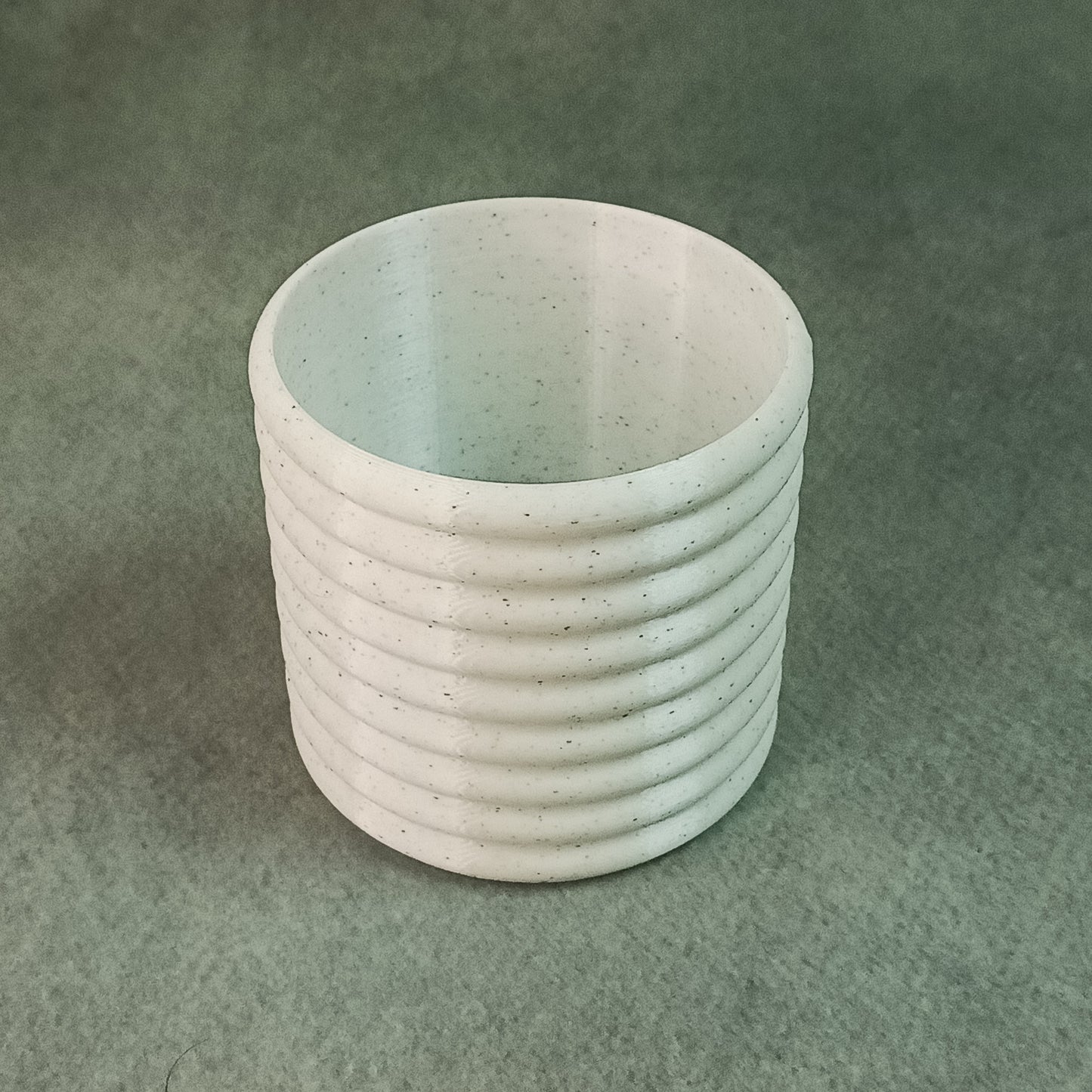 Stacked Rings Cylindrical Flower Pot – Composite Finish for Home Décor